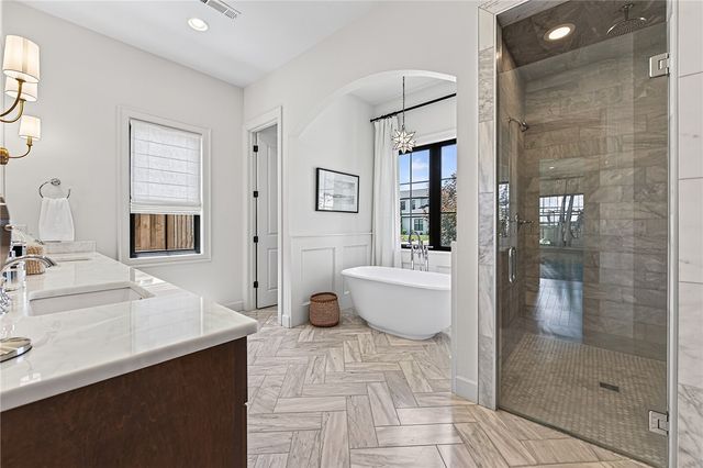4301 S 86th Street, Bentonville, AR 72713