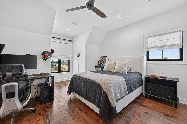 4301 S 86th Street, Bentonville, AR 72713