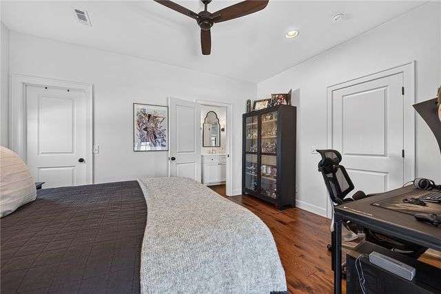 4301 S 86th Street, Bentonville, AR 72713