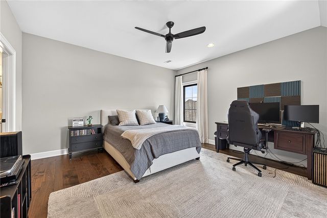 4301 S 86th Street, Bentonville, AR 72713