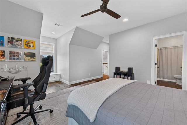 4301 S 86th Street, Bentonville, AR 72713