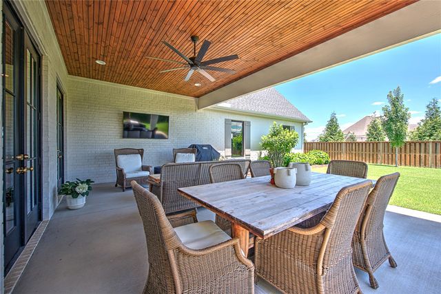 4301 S 86th Street, Bentonville, AR 72713