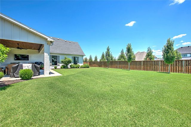 4301 S 86th Street, Bentonville, AR 72713