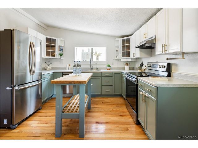 2339 N Gilpin St, Denver, CO 80205