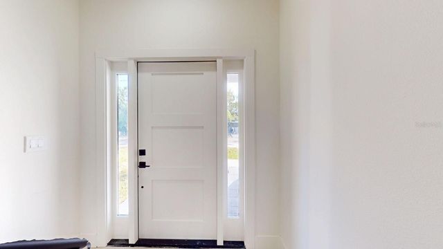 4020 E HENRY AVENUE, Tampa, FL 33610