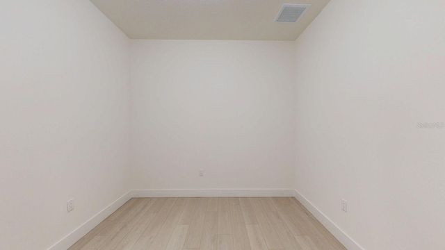 4020 E HENRY AVENUE, Tampa, FL 33610