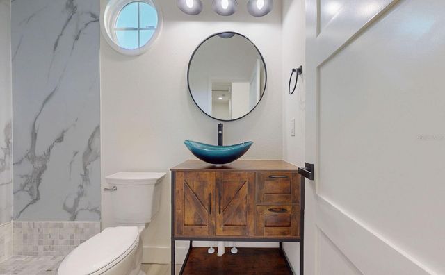 4020 E HENRY AVENUE, Tampa, FL 33610