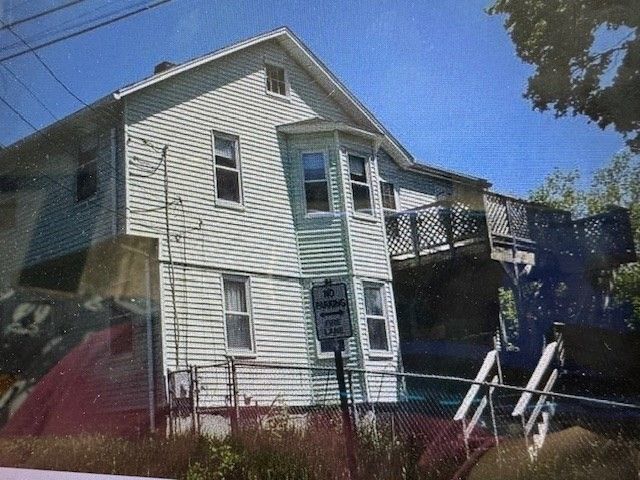 62 Eastern Ave 2, Woburn, MA 01801