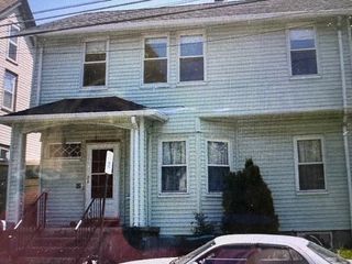 62 Eastern Ave 2, Woburn, MA 01801