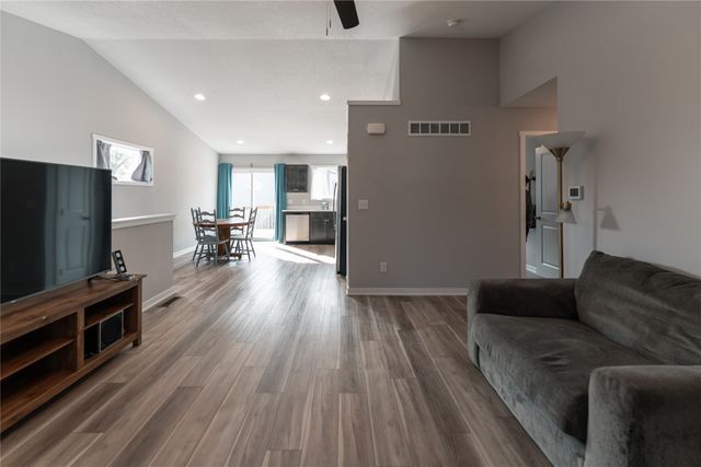 1000 North Avenue, Norwalk, IA 50211