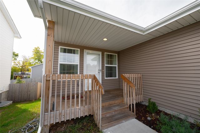 1000 North Avenue, Norwalk, IA 50211