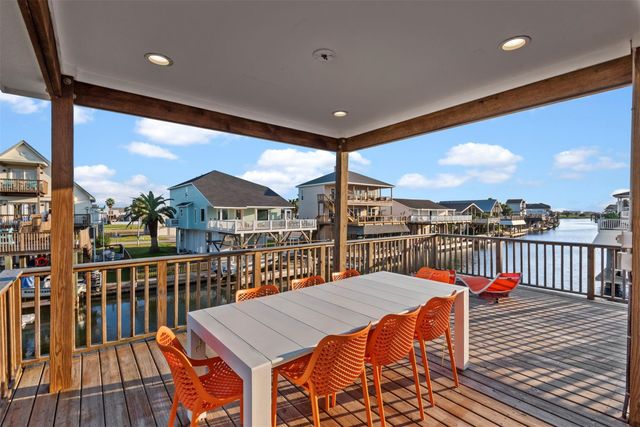 22803 Chiquita Street, Galveston, TX 77554