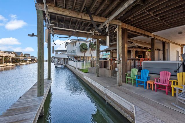 22803 Chiquita Street, Galveston, TX 77554