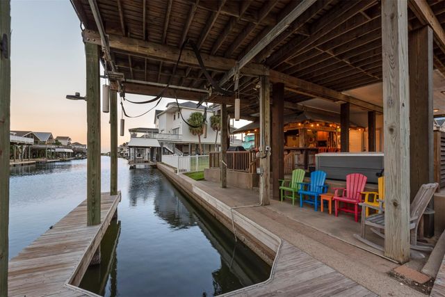 22803 Chiquita Street, Galveston, TX 77554