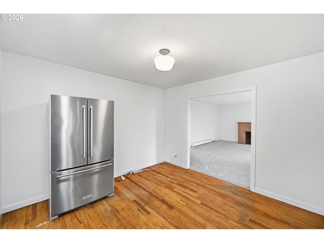 1243 Ne 9TH Ave, Mc Minnville, OR 97128