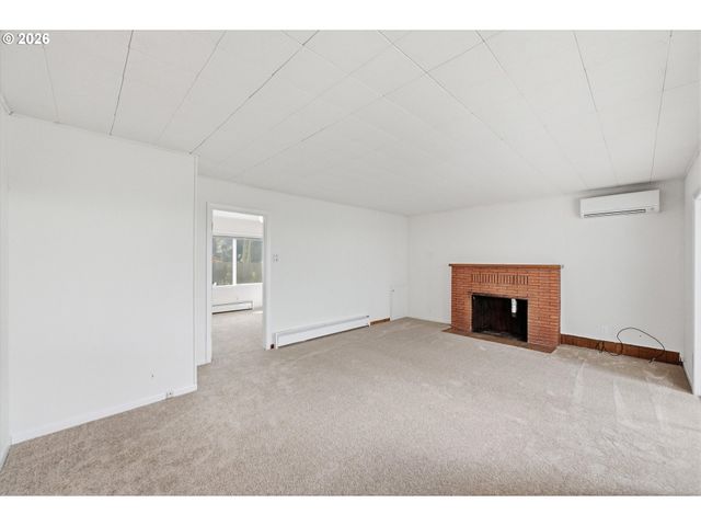1243 Ne 9TH Ave, Mc Minnville, OR 97128