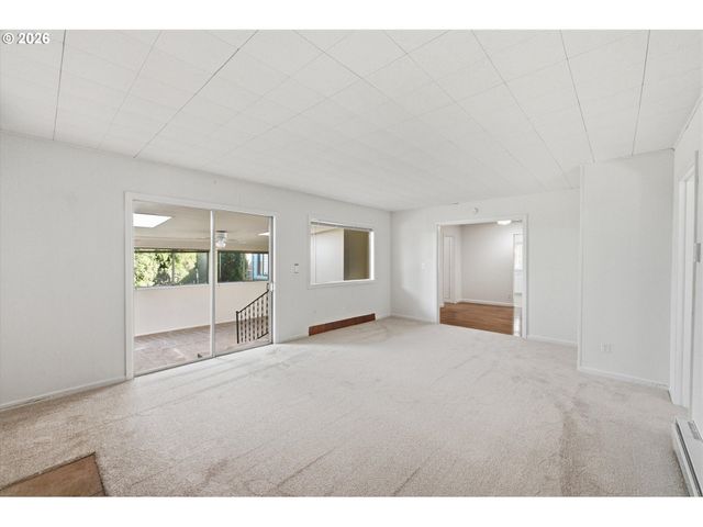 1243 Ne 9TH Ave, Mc Minnville, OR 97128