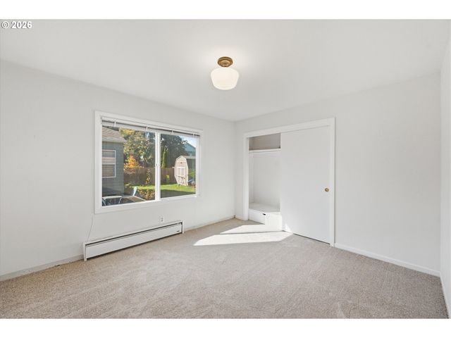 1243 Ne 9TH Ave, Mc Minnville, OR 97128