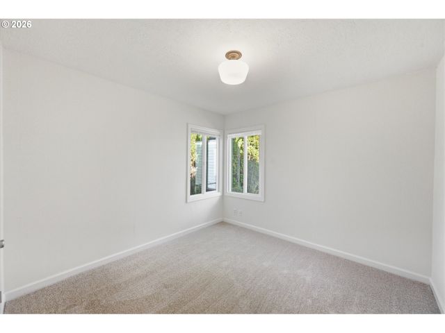 1243 Ne 9TH Ave, Mc Minnville, OR 97128