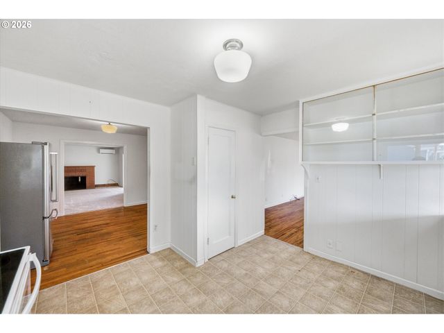1243 Ne 9TH Ave, Mc Minnville, OR 97128