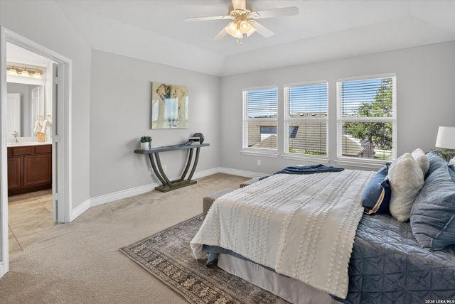 7407 Valle Msn, Boerne, TX 78015