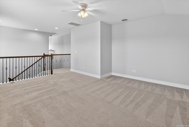 7407 Valle Msn, Boerne, TX 78015