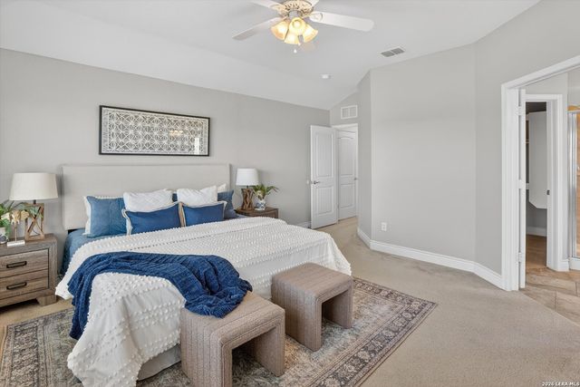 7407 Valle Msn, Boerne, TX 78015