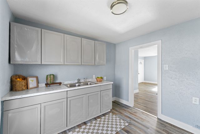 3841 Avenue M, Fort Worth, TX 76105