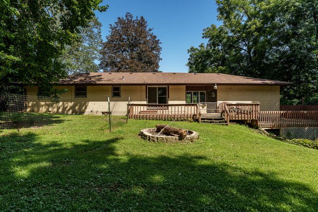 5094 SAFFORD Boulevard, Rockford, IL 61101