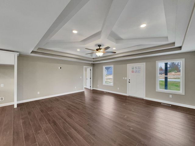 303 Cassie Dr, Lafayette, TN 37083