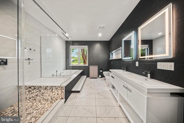 3505 HEATON RD, Huntingdon Valley, PA 19006