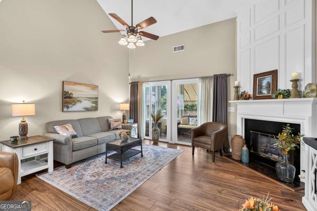 153 Churchcliff Drive, Woodstock, GA 30188
