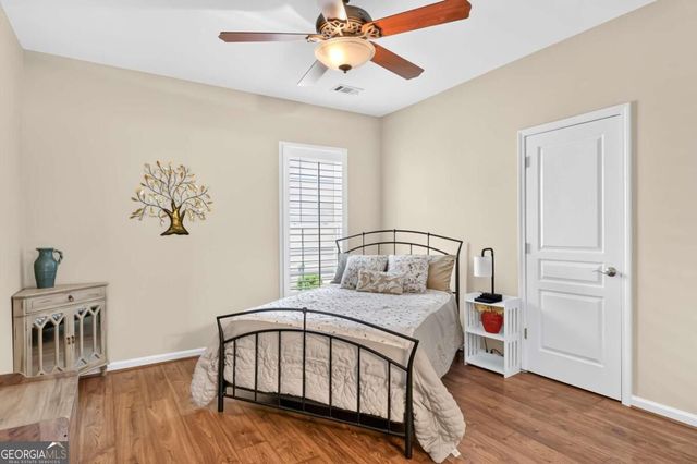 153 Churchcliff Drive, Woodstock, GA 30188