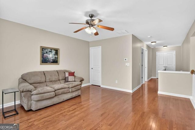 153 Churchcliff Drive, Woodstock, GA 30188