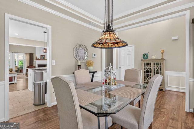153 Churchcliff Drive, Woodstock, GA 30188