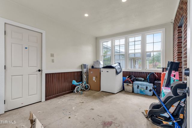 620 Northeast 2nd Street, Coeburn, VA 24230