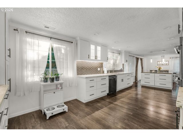 4500 Ne 49TH St, Vancouver, WA 98661