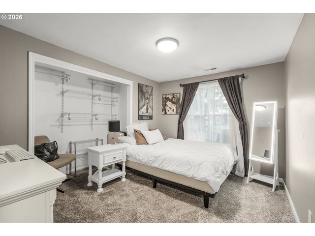 4500 Ne 49TH St, Vancouver, WA 98661