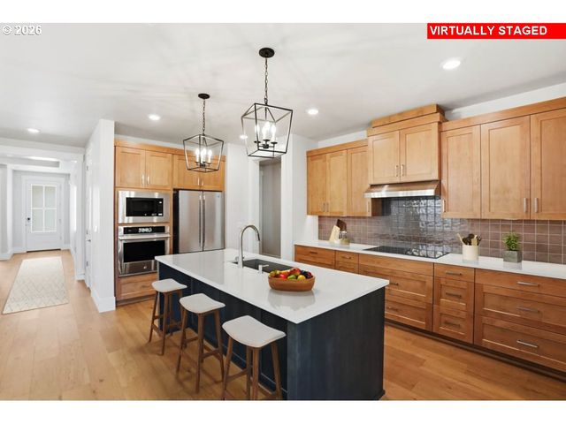 1829 S Pepperwood St, Canby, OR 97013