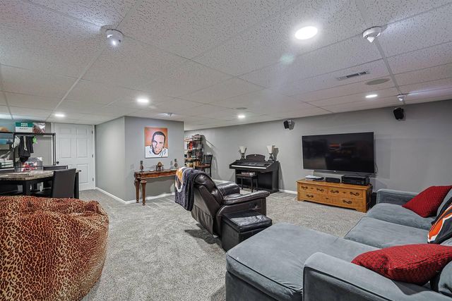 501 Mckinney Avenue, Dayton, KY 41074