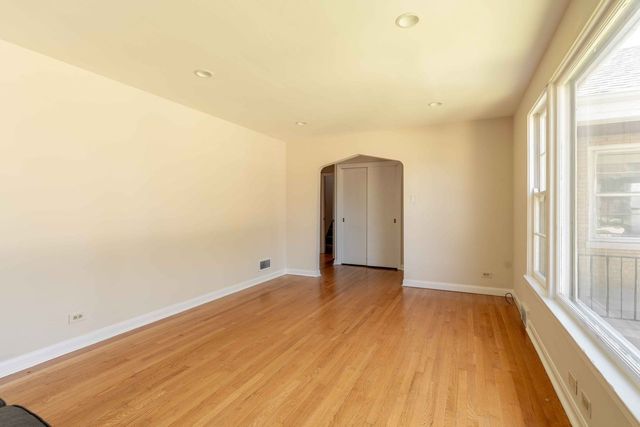1635 Downing Avenue, Westchester, IL 60154