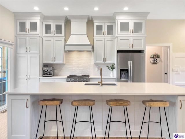 102 Kentucky Oaks Trail, Elizabethtown, KY 42701