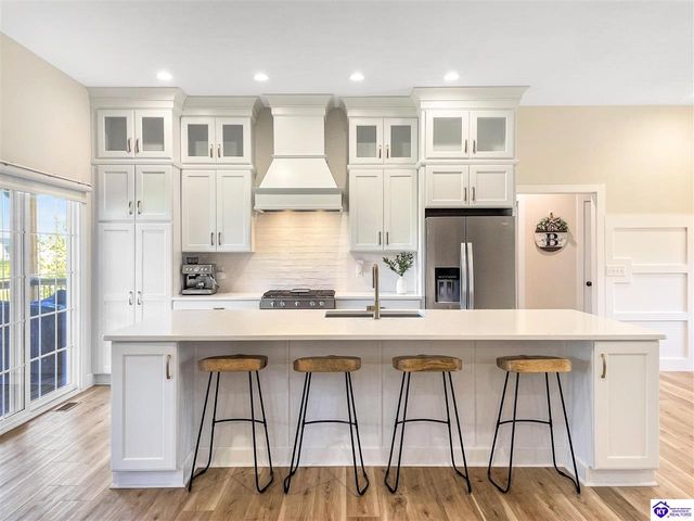 102 Kentucky Oaks Trail, Elizabethtown, KY 42701