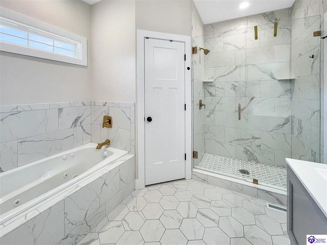 102 Kentucky Oaks Trail, Elizabethtown, KY 42701