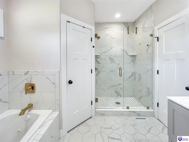 102 Kentucky Oaks Trail, Elizabethtown, KY 42701