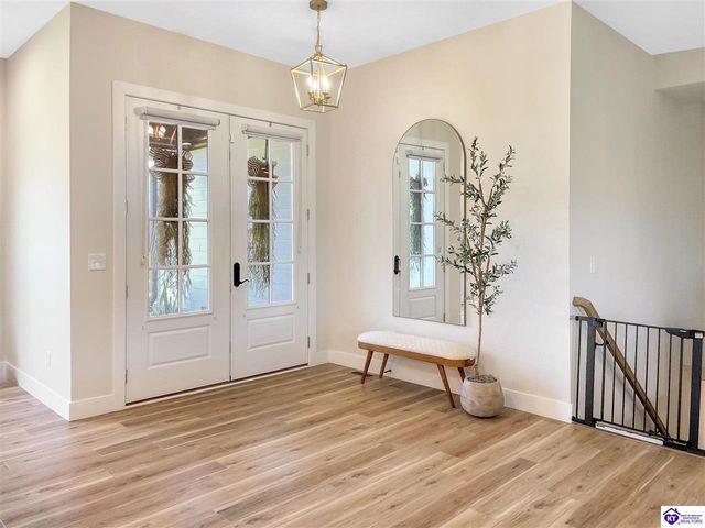 102 Kentucky Oaks Trail, Elizabethtown, KY 42701