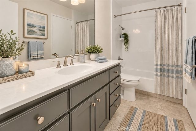 6907 Orangewood, Cypress, CA 90630