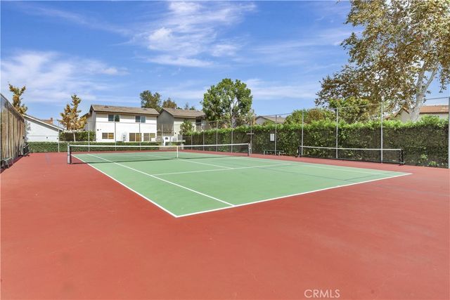 6907 Orangewood, Cypress, CA 90630