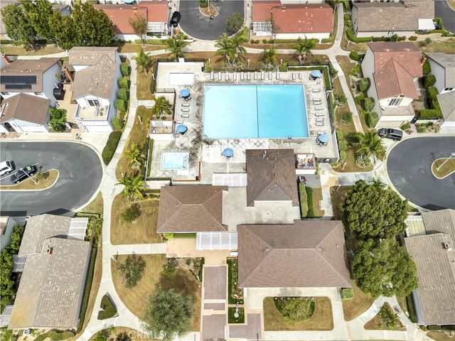 6907 Orangewood, Cypress, CA 90630