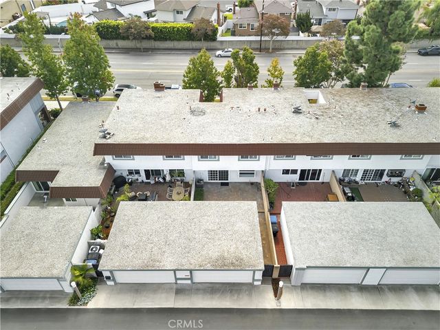 6907 Orangewood, Cypress, CA 90630